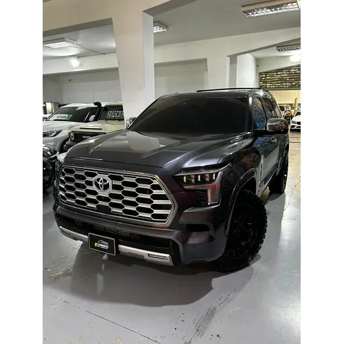 Toyota Sequoia Capstone 2024 Gris Caracas