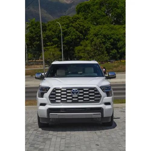 Toyota Sequoia Capstone 2025 Blanco Caracas