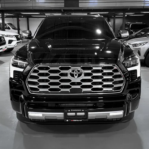 Toyota Sequoia 2026 Negro Caracas