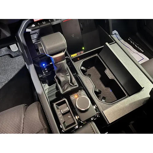 Toyota Sequoia 2026 Plateado Caracas