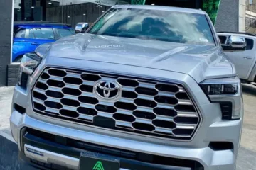 Toyota Sequoia Capstone 4x4 2025