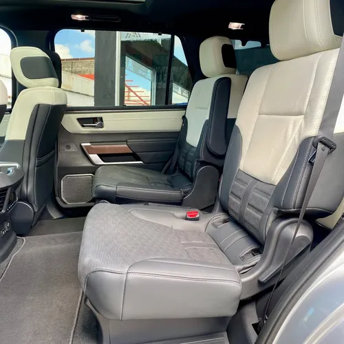 Toyota Sequoia Capstone 2025 Plateado Caracas