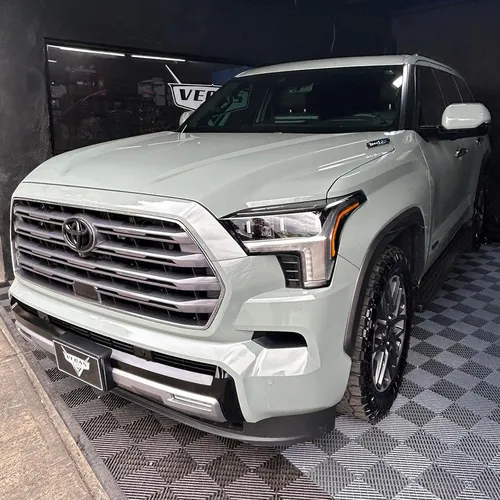 Toyota Sequoia TRD PRO 2025 Verde Caracas