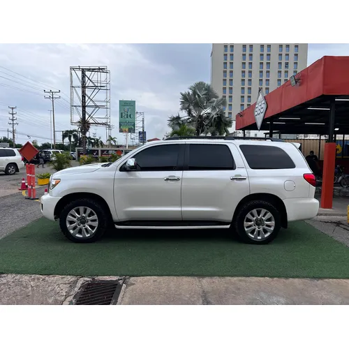 Toyota Sequoia Platinum 2017 Blanco Lechería