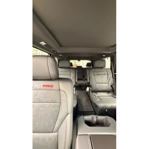 Toyota Sequoia TRD PRO 2026 Negro