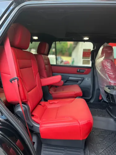 Toyota Sequoia TRD 2026 Negro Caracas