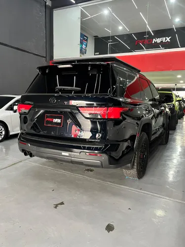 Toyota Sequoia TRD 2026 Negro Caracas