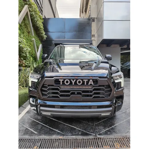 Toyota Sequoia TRD PRO 2026 Negro Caracas