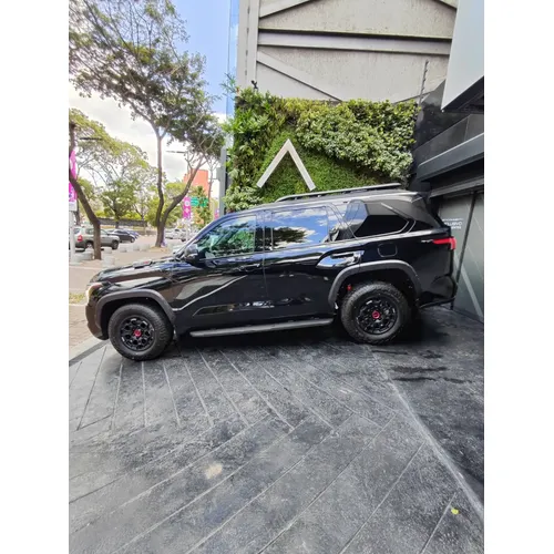 Toyota Sequoia TRD PRO 2026 Negro Caracas