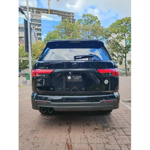 Toyota Sequoia TRD PRO 2026 Negro Caracas