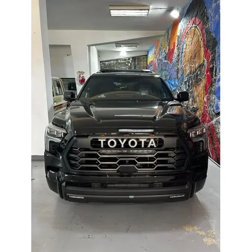 Toyota Sequoia TRD PRO 2026 Negro Caracas