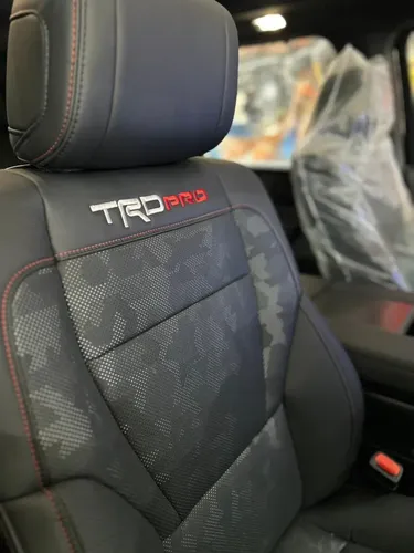 Toyota Sequoia TRD PRO 2026 Negro Caracas