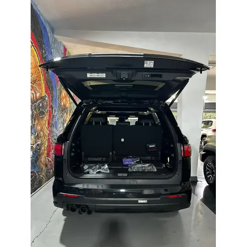 Toyota Sequoia TRD PRO 2026 Negro Caracas