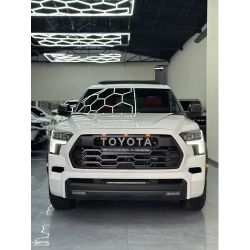 Toyota Sequoia TRD PRO 2026 Blanco Caracas