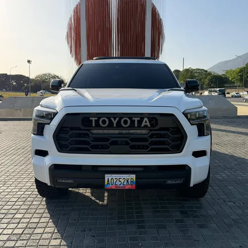 Toyota Sequoia TRD PRO 2025 Blanco Caracas