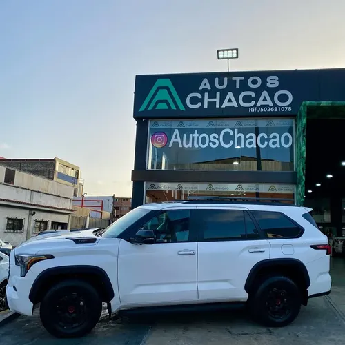 Toyota Sequoia TRD PRO 2026 Blanco Caracas