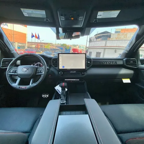 Toyota Sequoia TRD PRO 2026 Blanco Caracas