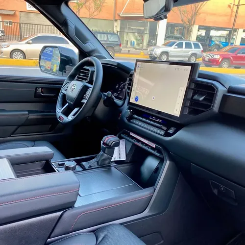 Toyota Sequoia TRD PRO 2026 Blanco Caracas