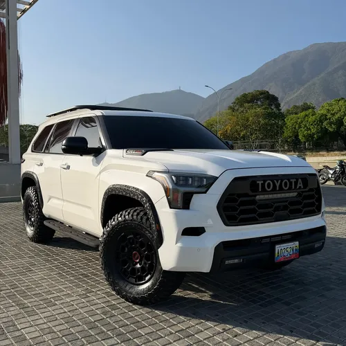Toyota Sequoia TRD PRO 2025 Blanco Caracas