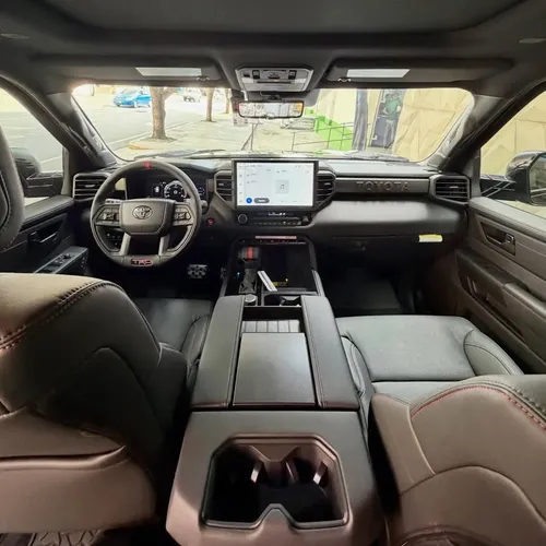 Toyota Sequoia TRD PRO 2026 Negro Caracas