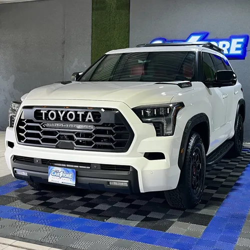 Toyota Sequoia 2026 Blanco Caracas