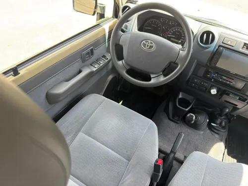 Toyota Land Cruiser 76 2020 Beige Caracas