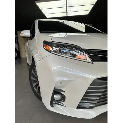 Toyota Sienna 2020 Blanco Caracas