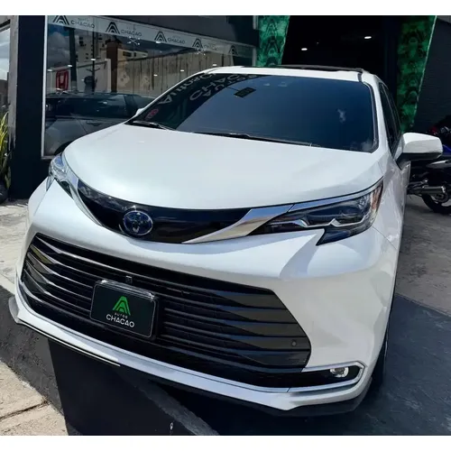 Toyota Sienna 2024 Blanco Caracas