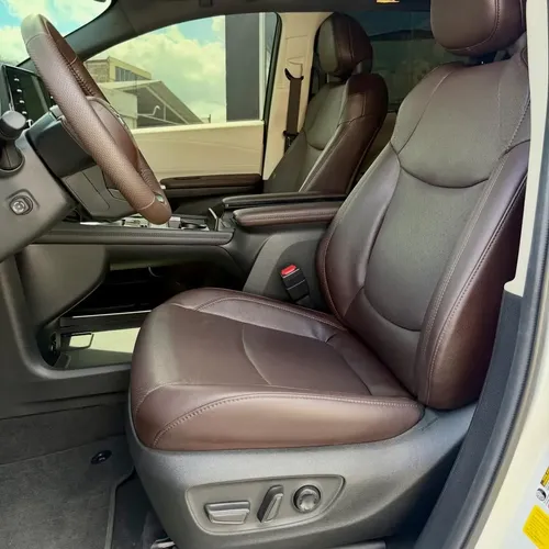 Toyota Sienna 2024 Blanco Caracas
