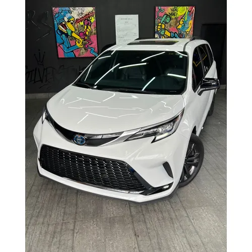 Toyota Siena XSE 2023 Blanco Caracas