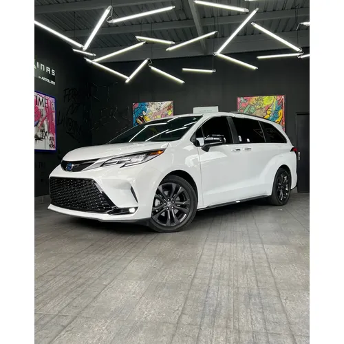 Toyota Sienna 2023 Blanco Caracas