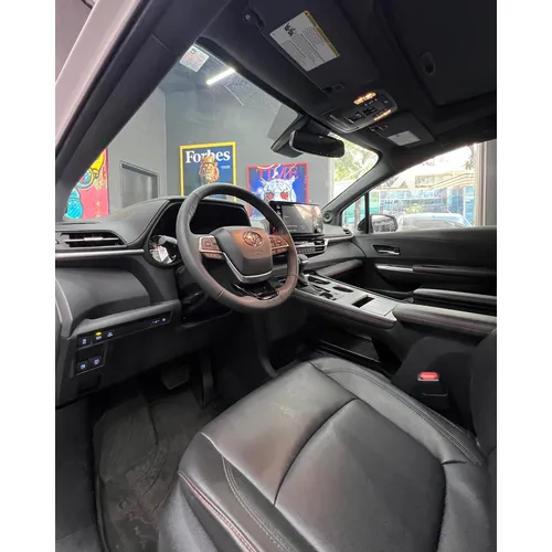 Toyota Sienna 2023 Blanco Caracas
