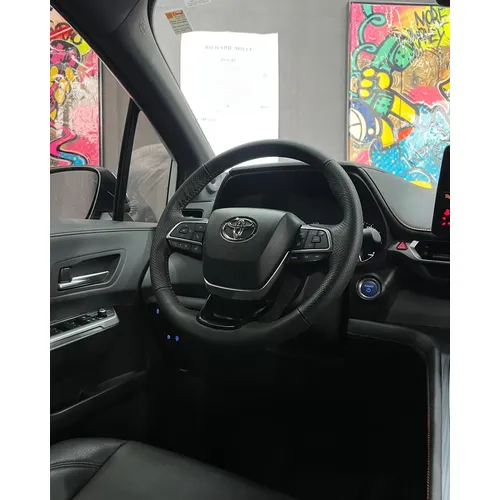 Toyota Sienna 2023 Blanco Caracas