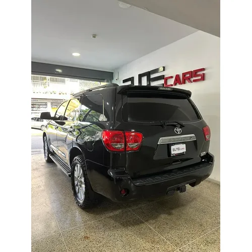 Toyota Sequoia 2016 Negro Caracas