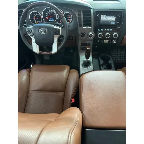 Toyota Sequoia 2016 Negro Caracas