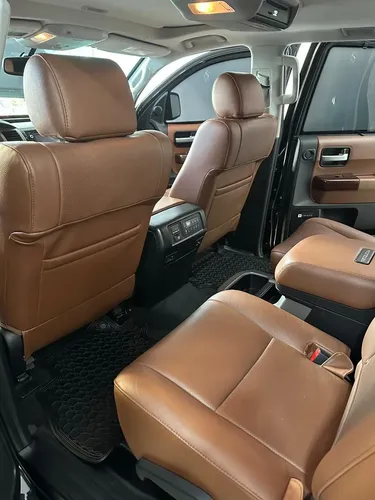 Toyota Sequoia 2016 Negro Caracas