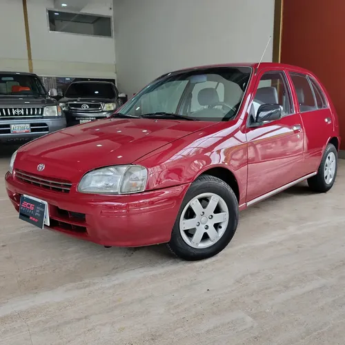 Toyota Starlet 2001 Rojo Valencia