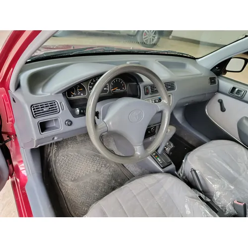 Toyota Starlet 2001 Rojo Valencia