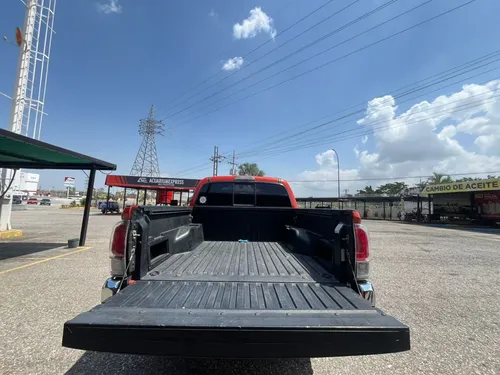 Toyota Tacoma 2016 Naranja Valencia