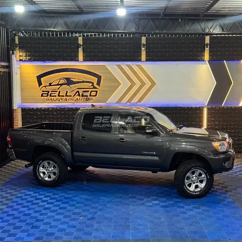 Toyota Tacoma 2014 Gris Caracas
