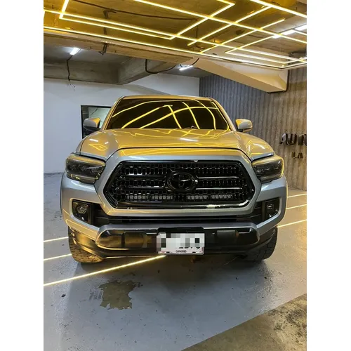 Toyota Tacoma 2017 Plateado Caracas