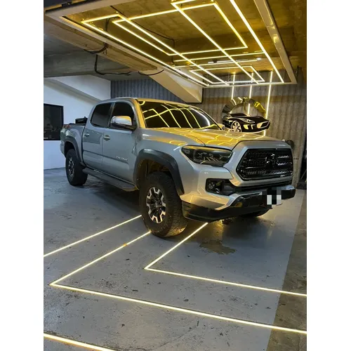 Toyota Tacoma 2017 Plateado Caracas