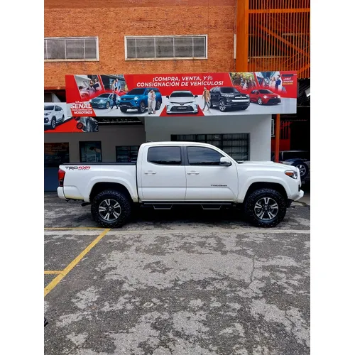 Toyota Tacoma TRD Sport 2018 Blanco Caracas