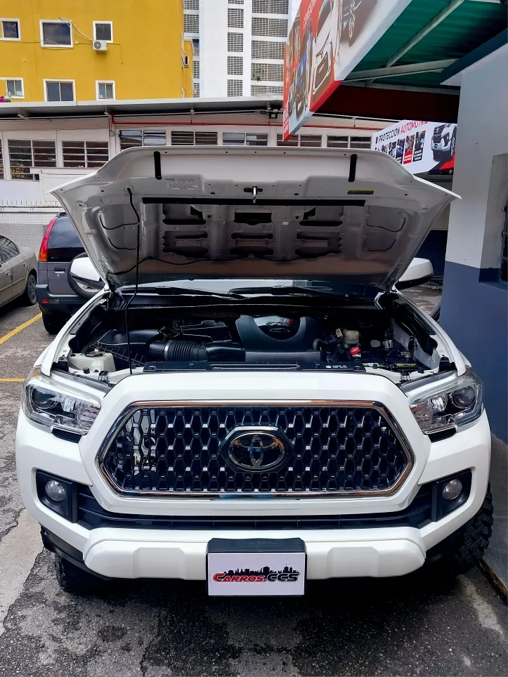 Toyota Tacoma TRD Sport 2018 Blanco Caracas