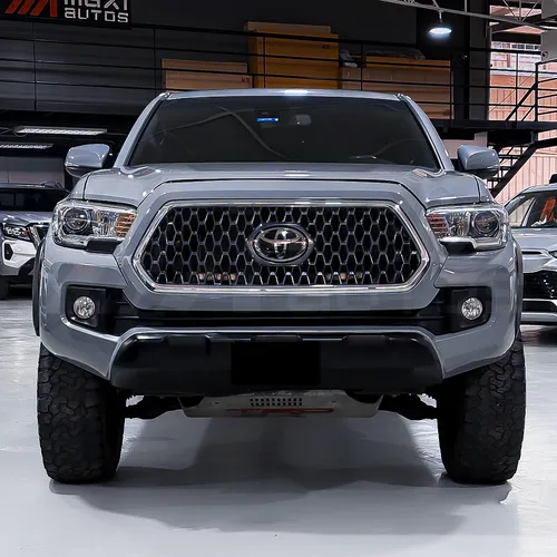 Toyota Tacoma 2019 Plateado Caracas