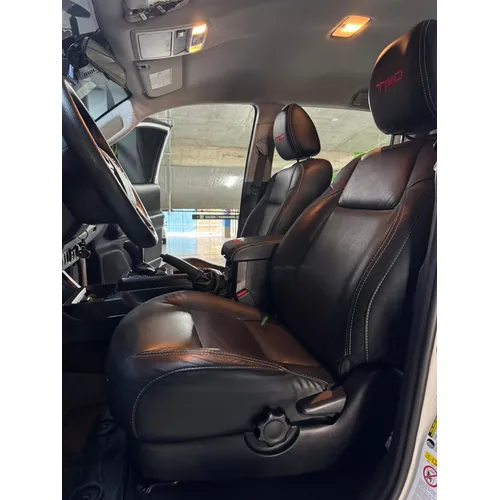 Toyota Tacoma 2020 Blanco Caracas