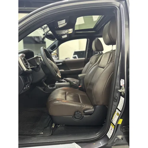 Toyota Tacoma Limited 2017 Gris Caracas