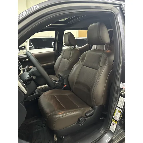 Toyota Tacoma Limited 2017 Gris Caracas