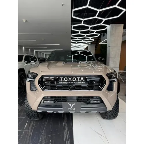 Toyota Tacoma TRD PRO 2025 Marrón Caracas