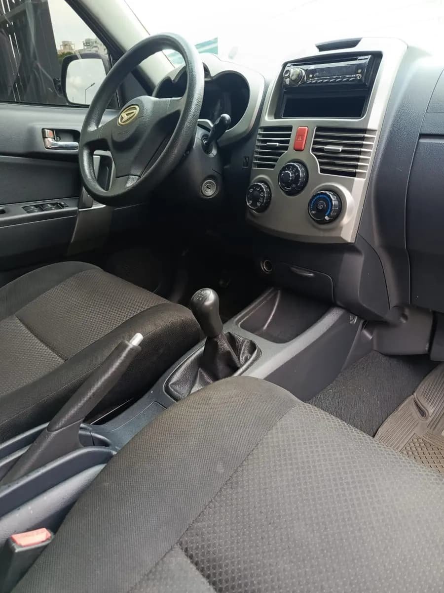Daihatsu Terios BEGGO 2009 Amarillo